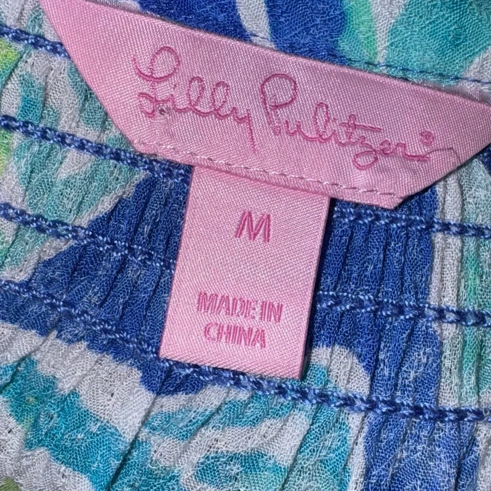 Lilly Pulitzer Button Front Top – Size M - Picture 4 of 4